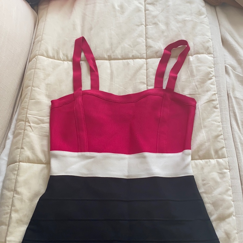 BEBE BANDAGE DRESS (PINK & BLACK)